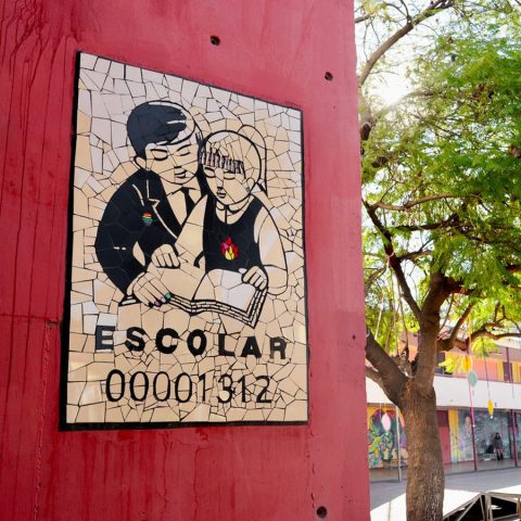 Obra mural del liceo dedicada a la memoria